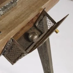 Maisons Du Monde Bustes Et Statues Baby Foot En Manguier Et Fonte 9 Maisons Du Monde Bustes Et Statues Baby Foot En Manguier Et Fonte -Décoration de porte Soldes baby foot en manguier et fonte 1000 0 19 187102 4