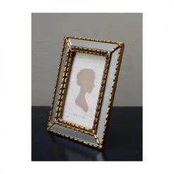 Wadiga Cadres Et Albums Photos Cadre Photo à Poser En Résine Dorée Et Miroirs 10x15cm -Décoration de porte Soldes cadre photo a poser en resine doree et miroirs 10x15cm 2