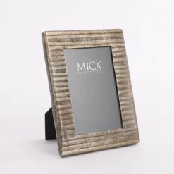 Mica Decorations Cadres Et Albums Photos Cadre Photo En Aluminium Doré Foncé 21x15 -Décoration de porte Soldes cadre photo en aluminium dore fonce 21x15 4