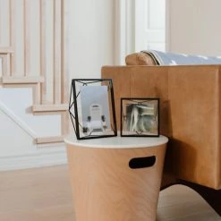 Umbra Cadres Et Albums Photos Cadre Photo Mural Ou à Poser En Métal Laiton Doré 10x15 -Décoration de porte Soldes cadre photo mural ou a poser en metal laiton dore 10x15 5