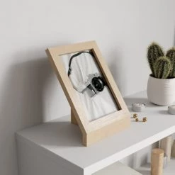 Umbra Cadres Et Albums Photos Cadre Photo Podium L Bois Naturel -Décoration de porte Soldes cadre photo podium l bois naturel 3