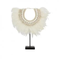 Now’s Home Bustes Et Statues Collier Beige Et Blanc En Plumes Et Coquillages H44cm