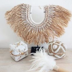 My Bliss Home Bustes Et Statues Collier Décoratif En Raphia Et Coquillages 40x40 Cm -Décoration de porte Soldes collier decoratif en raphia et coquillages 40x40 cm 4