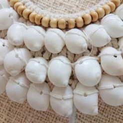 My Bliss Home Bustes Et Statues Collier En Coquillages Blancs 22x35 Cm -Décoration de porte Soldes collier en coquillages blancs 22x35 cm 4