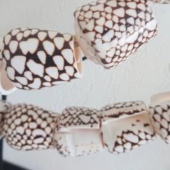 My Bliss Home Bustes Et Statues Collier En Coquillages Léopard -Décoration de porte Soldes collier en coquillages leopard 3