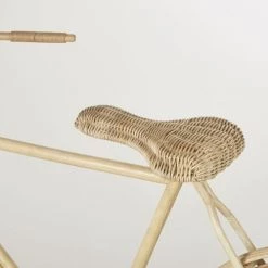Maisons Du Monde Bustes Et Statues Vélo Déco En Rotin Tressé H107 -Décoration de porte Soldes velo deco en rotin tresse h107 1000 11 36 221436 3
